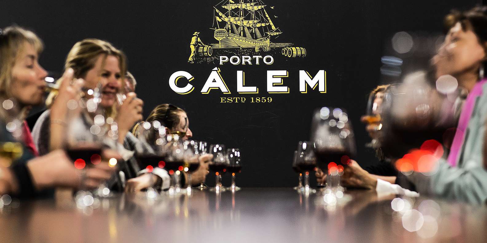 Porto: Cálem Cellar Tour, Interactive Museum & Wine Tasting