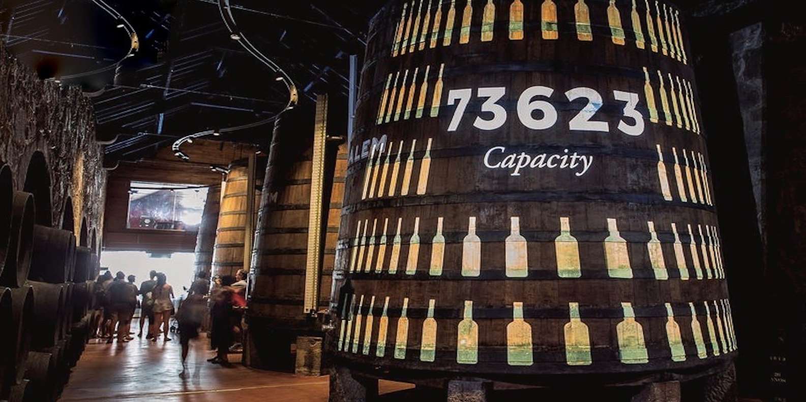 Porto: Cálem Cellar Tour, Interactive Museum & Wine Tasting