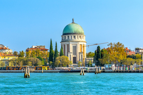Tour en bateau : Murano, Burano et vue panoramique de Saint-MarcMurano et Burano en bateau : Musée du soufflage du verre et de la dentelle
