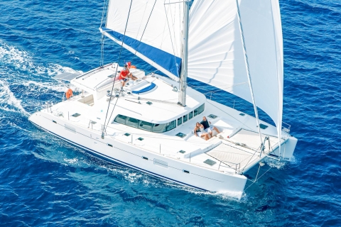 Big Island: luxe catamarantrip langs de kust van Kona