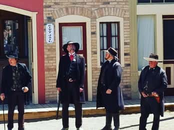Von Scottsdale: Tombstone und Old Tucson Sightseeing Tour Von Scottsdale: Tombstone und Old Tucson Sightseeing Tour