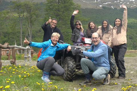 Ushuaia: Adventure and Fueguina Fauna with Animal Encounter of Your Choice Ushuaia: Adventure and Fueguina Fauna with Animal Encounter - Huskie Walk-