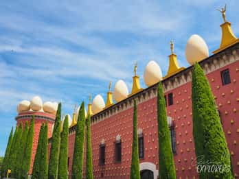 Tour de 1 día desde Girona: triángulo daliniano y Cadaqués