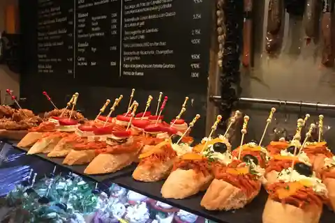 Palma Old Town Sunset Tour and Food Tastings