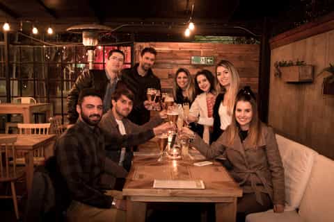 Santiago: Excursão Vida Noturna com Bebidas e Dança