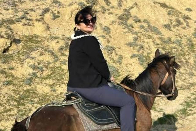 From Baku: Absheron Peninsula Horseback Riding Tour