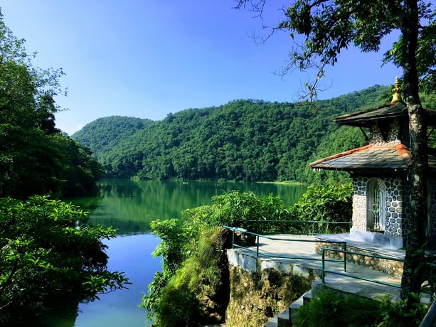 Покхара: экскурсионный автобус без экскурсии