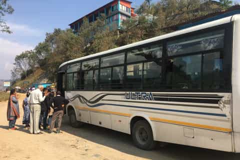 Pokhara: Tour Bus Unguided Day Trip