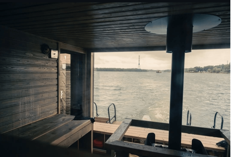 Helsinki: City Highlights, Fortress Island & Floating Sauna