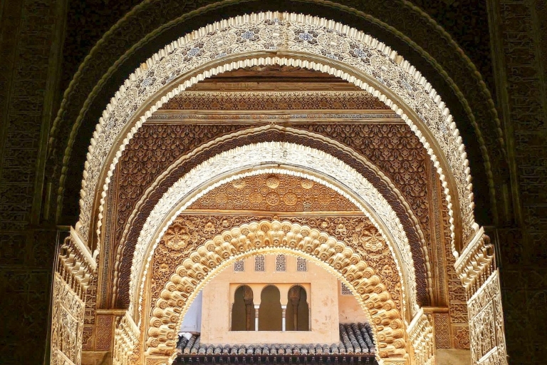Granada: Visita guiada rápida a la Alhambra y los Palacios NazaríesTour grupal en español