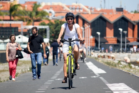 Lissabon: Historisches Belém per E-BikeTour auf Englisch