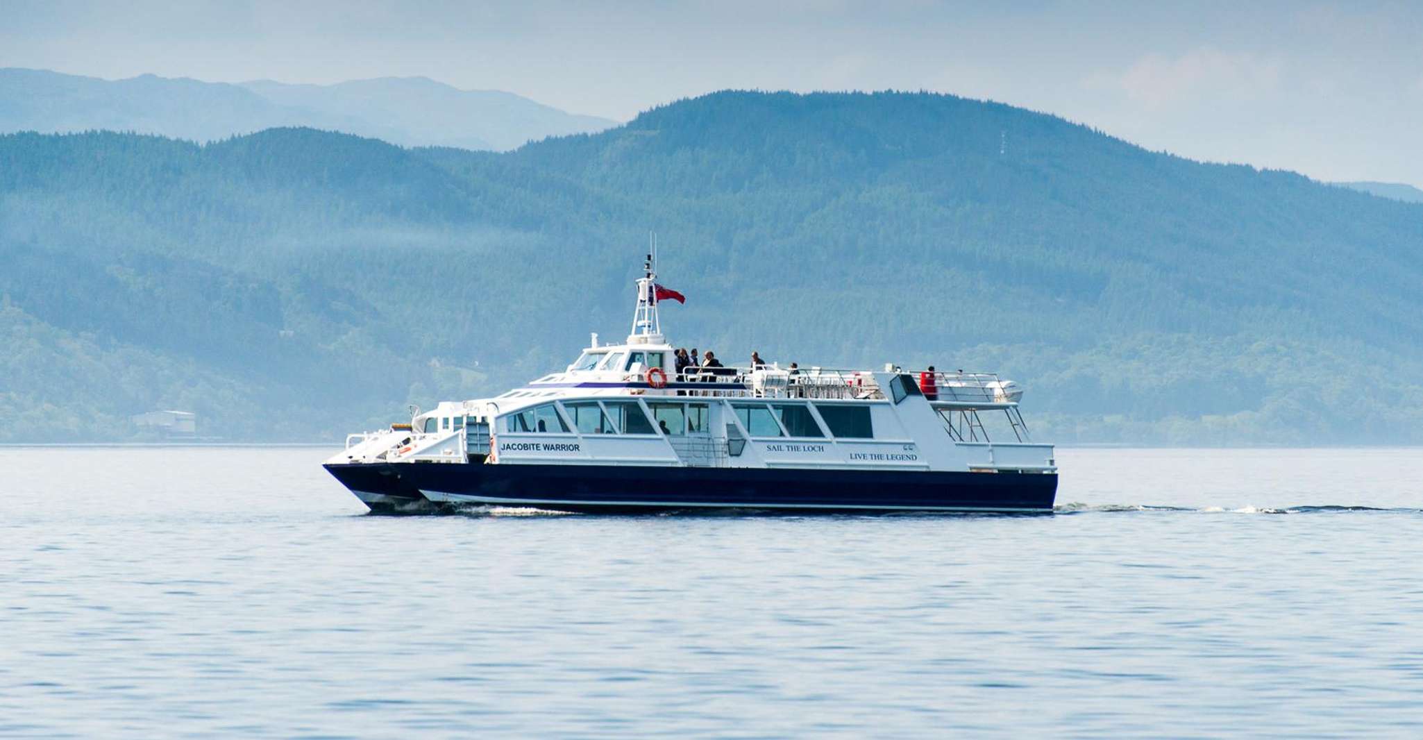 Loch Ness, Urquhart Castle Round-Trip Cruise - Housity
