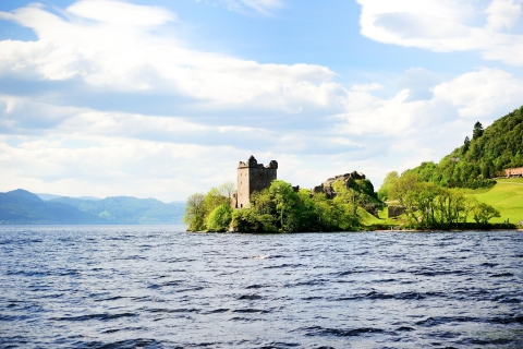 Loch Ness: rejs w obie strony po zamku Urquhart
