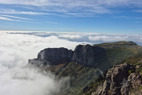 2-Day Madeira Tour: East & West with Local Guide & Tastings