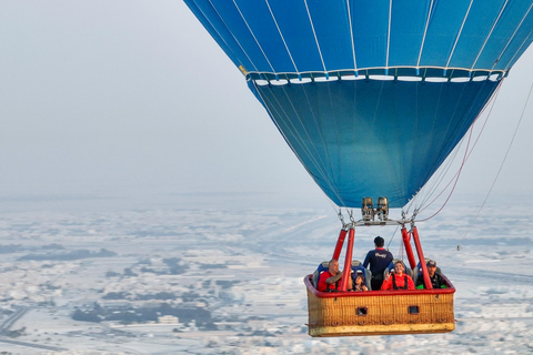 Qatar: Hot Air Balloon 4 people VIP Private Rides above Doha