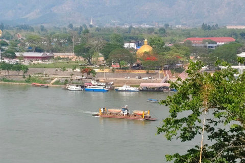 Chiang Rai:Guided Highlights Full-Day Tour-FREE LUNCH BUFFET Experience the Wonders of Chiang Rai with Free Thai Buffet