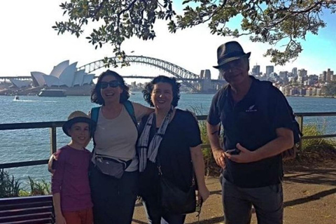 Sydney Street Food Tour: 8 Tastings & Drink by a Local Guide Sydney : 3 Hours Private Food Tasting Walking Tour
