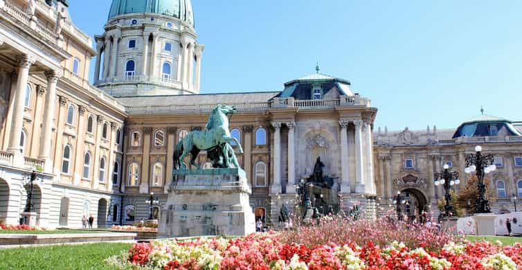 Budapest: Castle District Walk with Entry to Matthias Church photo 7