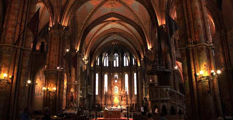 Budapest: Castle District Walk with Entry to Matthias Church photo 5