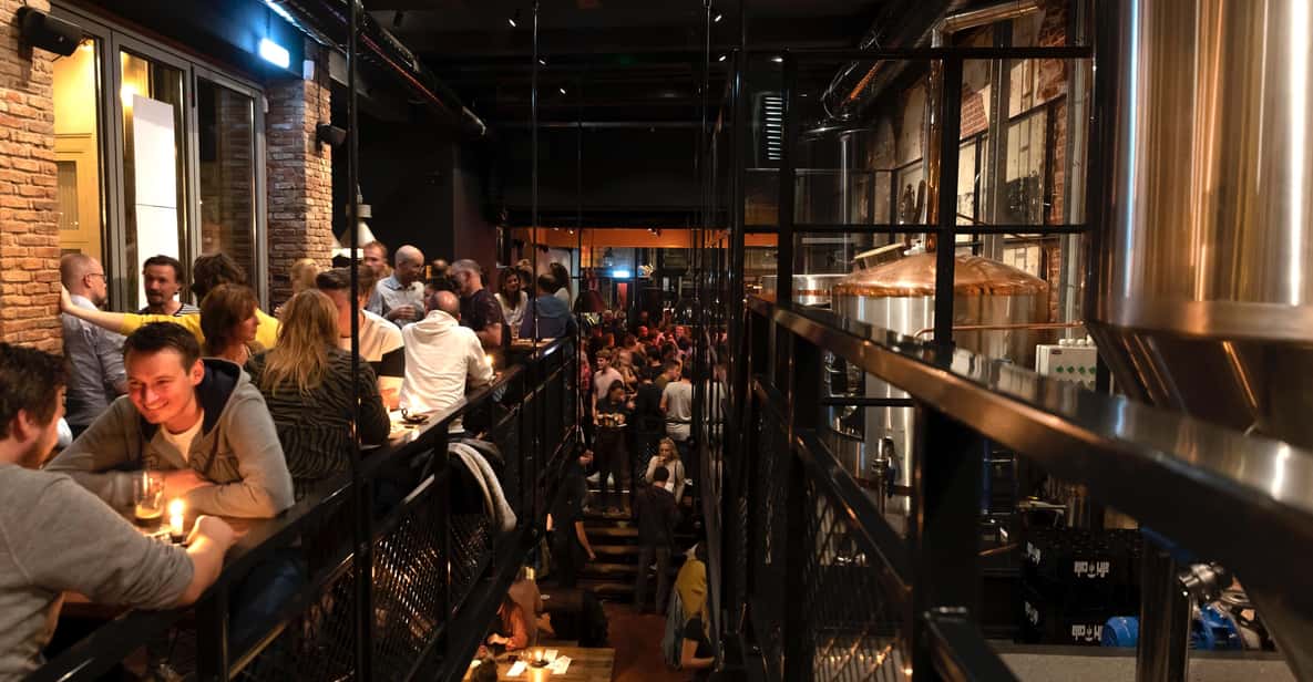 Afbeelding 2 van Delft: Craft Beer Proeverij in Middeleeuwse Brouwerij met Snacks