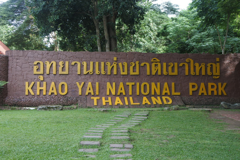 Parc national de Khao Yai : transfert privé et randonnéeTransfert avec randonnée