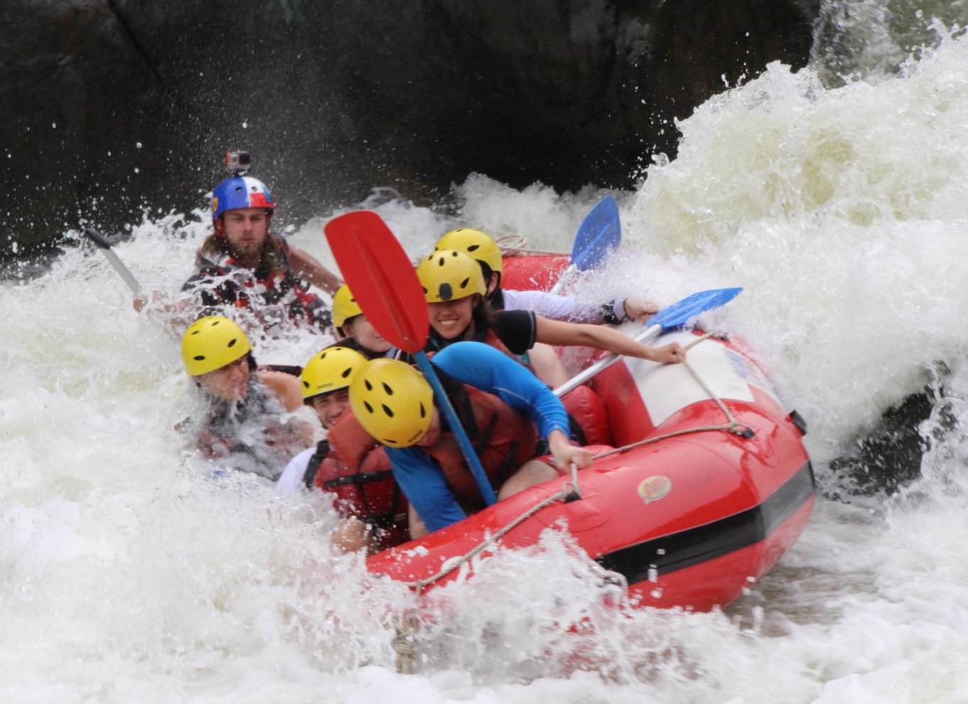 Barron Gorge: Halvdags Barron River White-Water Rafting