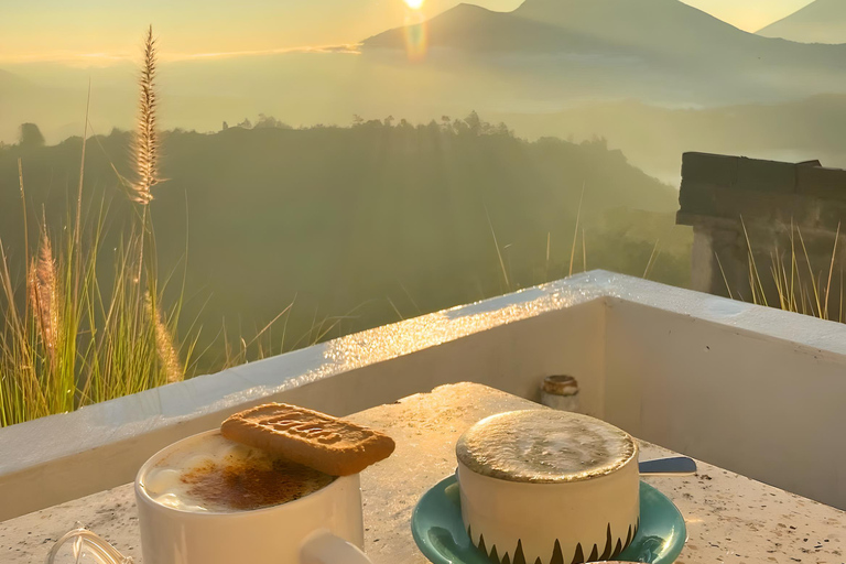 AKASA Sunrise Cafe, Toya Devasya Hot Springs & Rice Terrace