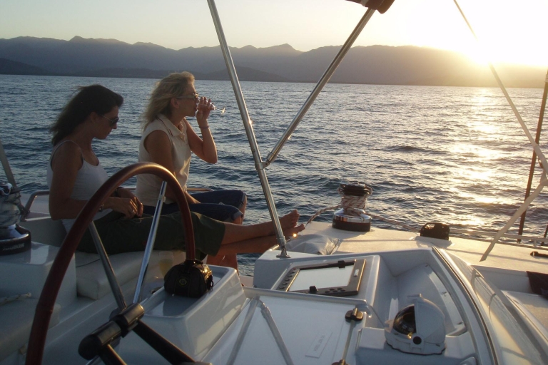 Port Douglas: zeilcruise bij zonsondergang op luxe catamaran