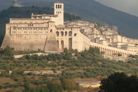 Assisi: Full-Day Tour Including St. Francis Basilica