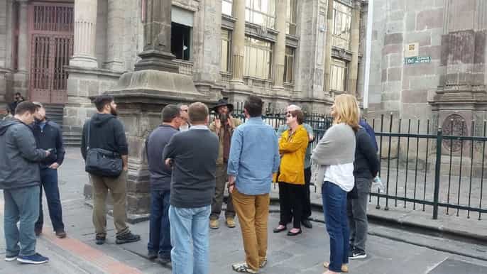 quito discovery walking tour