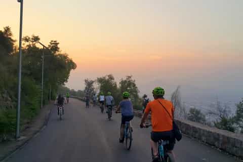 Santiago: San Cristobal Hill Bike Tour at Sunset