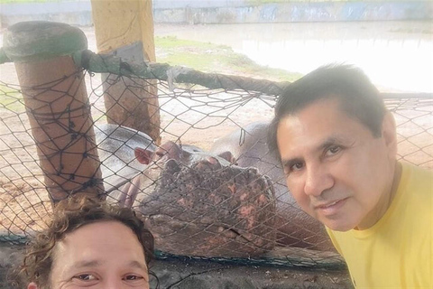 Medellín: Pablo Escobar Hacienda Napoles Full Day Tour