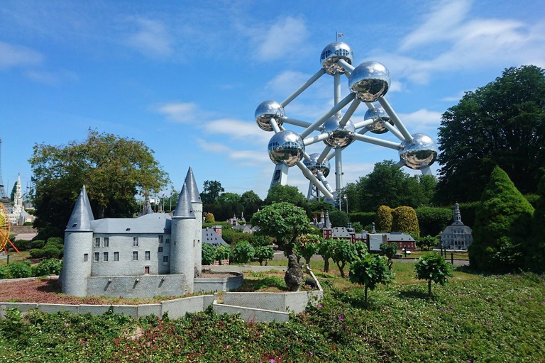 Tour guiado particular de carro pelo Atomium e pelo Mini-Europe Park