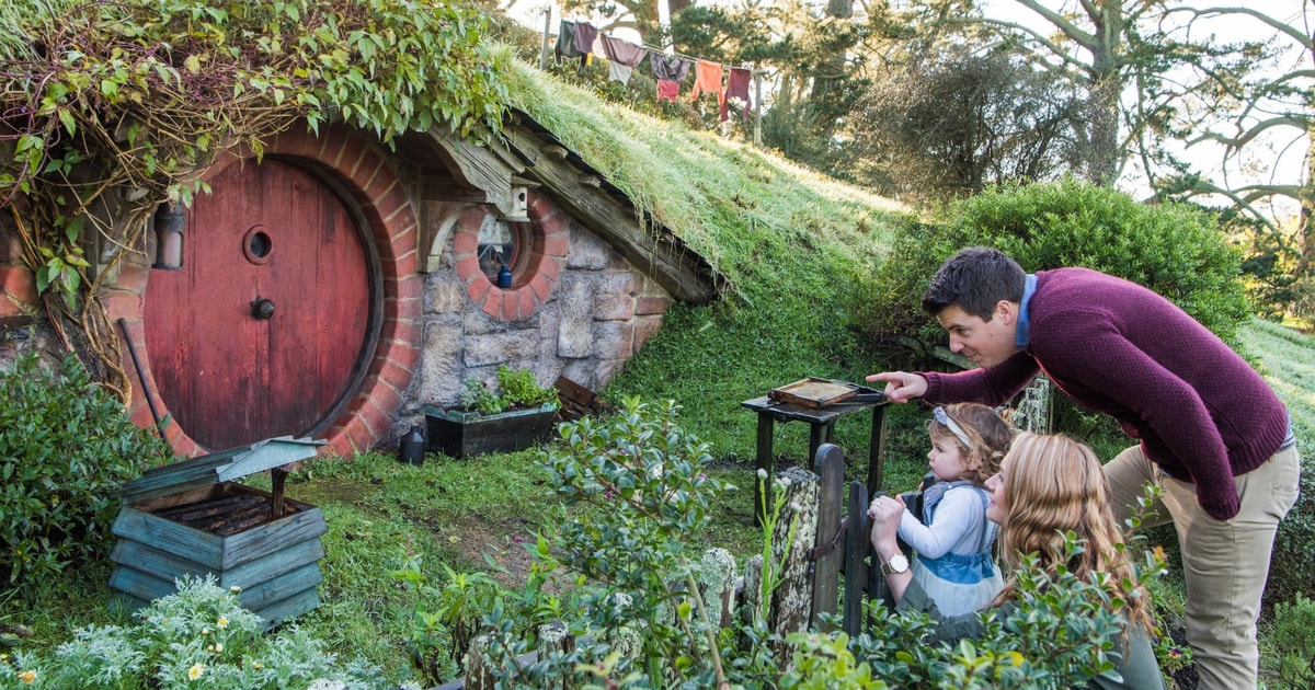 hobbiton movie set entrébillet med guidet rundvisning getyourguide