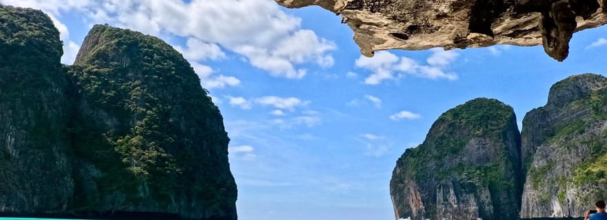 Krabi : excursion en hors-bord sur l'île de Phi Phi avec déjeuner buffet