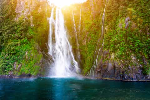 From Queenstown: Milford Sound Full-Day Trip by Plane & Boat