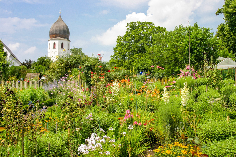 Dagtocht naar het Koninklijk Paleis van HerrenchiemseePrivé dagtocht naar het Koninklijk Paleis van Herrenchiemsee