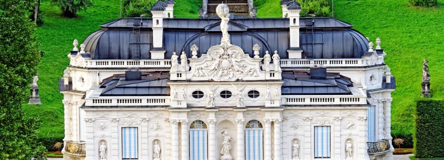 Linderhof Palace Tour from Munich: Groups of 4 or More