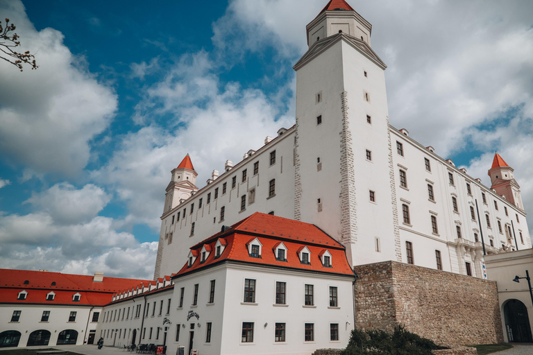 Budapest and Bratislava in one day from Vienna