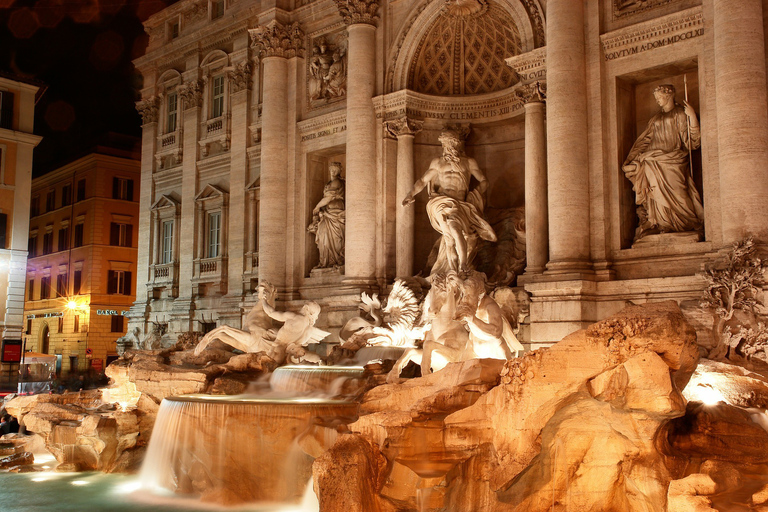 Rome: Evening Walking Tour Tasting Included in a Small GroupSmall Group Tour in English