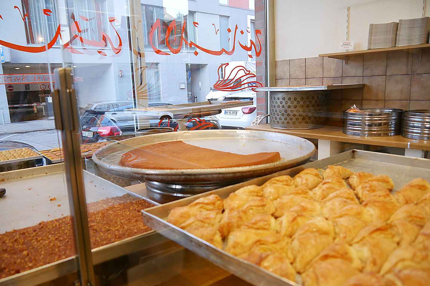 Hamburg: Culinary Insider Tour of St. Georg