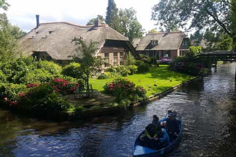 Amsterdam: Zaanse Schans ja Giethoorn Day -kiertue