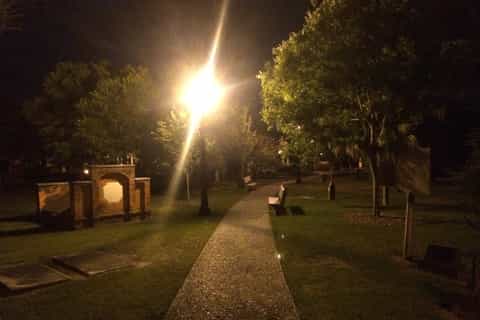Savannah: Pub Crawl and Ghost Tour