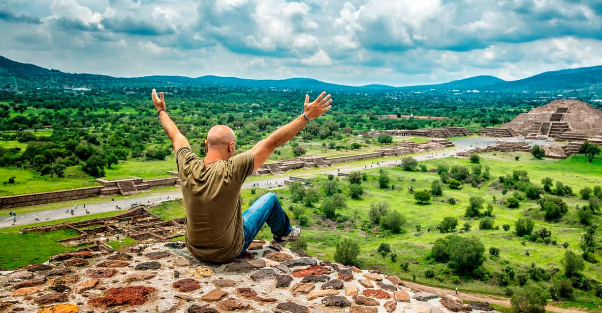 From Mexico City: Teotihuacan Small-Group Dawn Tour