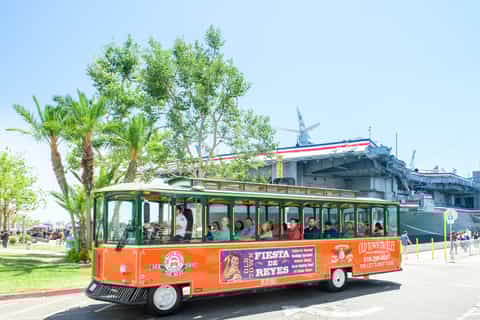 San Diego: Hop-on Hop-off Narrated Trolley Tour