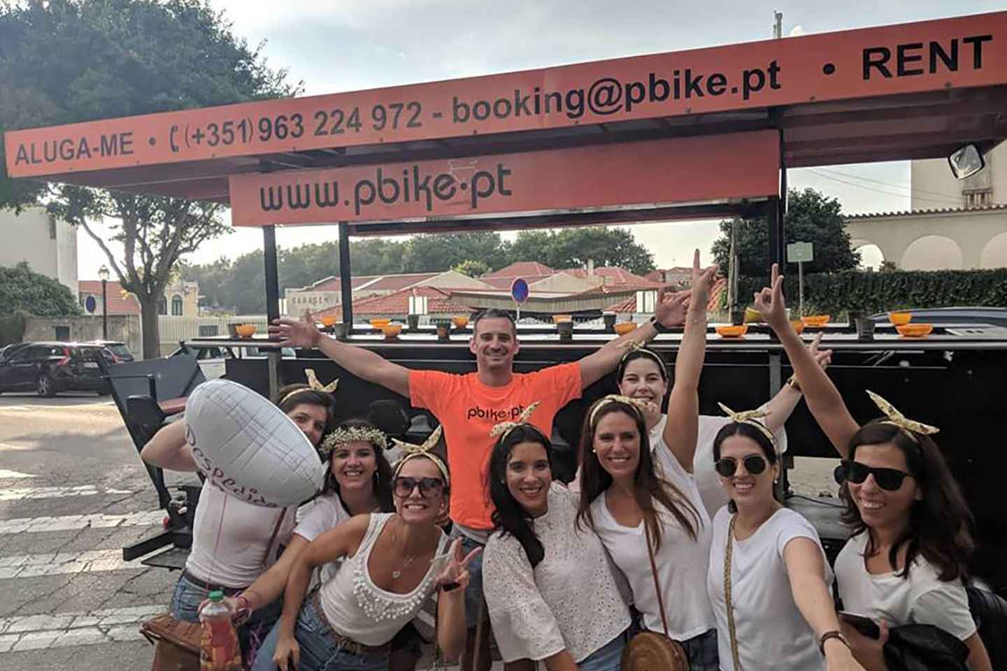 Porto: 1-Hour Fun Beer Bike Ride
