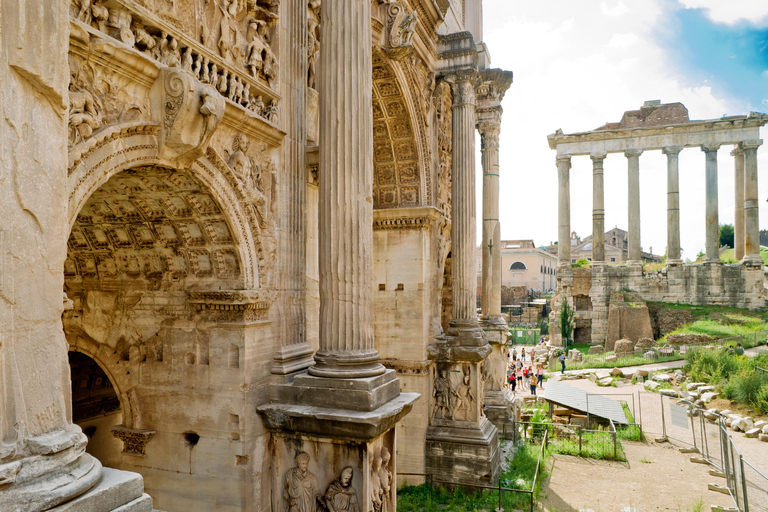 Rome's Hidden Underground Excavations & Colosseum Tour
