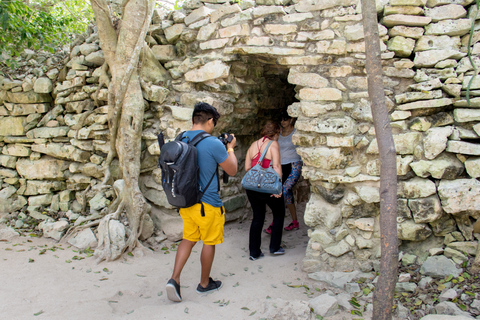 Tulum: Ruínas Maias, Estátua da Luz e 4 CenotesTulum: Excursão Ruínas Maias, Estátua Ven a la Luz e Cenotes