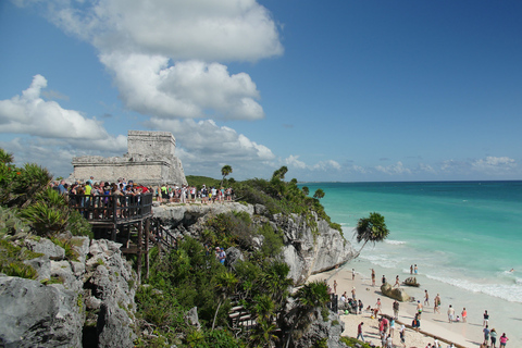 Tulum: Mayaruiner, statyn Ven a la luz och 4 Cenotes TourTulum: Mayaruinerna, Statue Ven a la luz och 4 Cenotes Tur