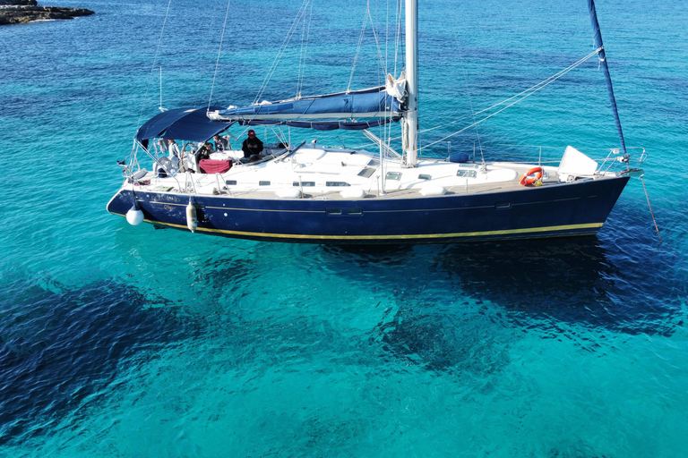 Malta Gozo Comino: Segelcharter bei Sonnenuntergang